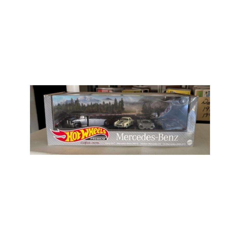 Hot Wheels Premium Mercedes-Benz set of 4